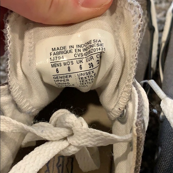 Converse - Picture 9 of 9